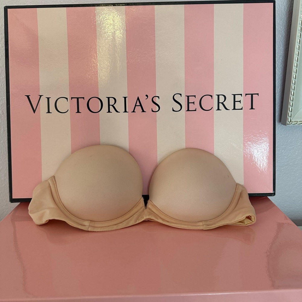 Victoria’s Secret Very Sexy Multi-Way Bra